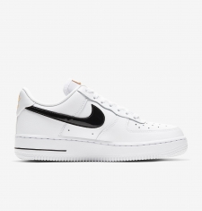 NIKE AIR FORCE 1 LOW 07 SE WHITE BLACK